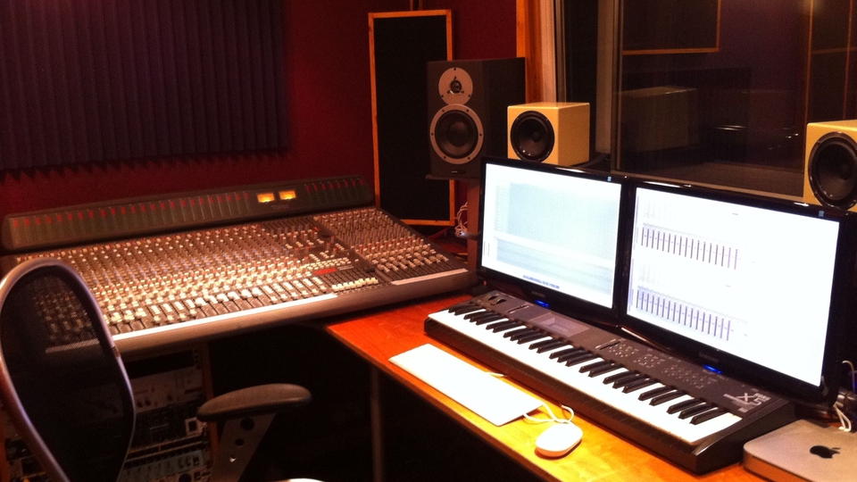 Mixing Mastering Editing Professional