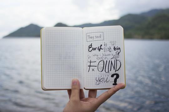 Typography&Copywriting-Available for font design with backstory
